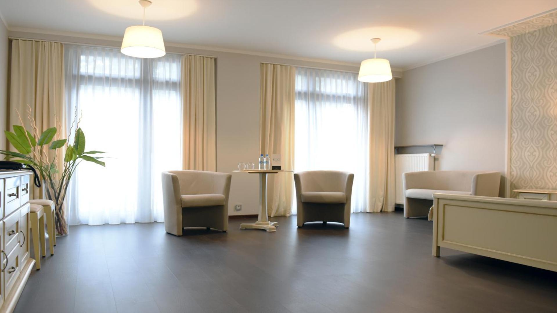 Hotel Grzegorzewski 图申 外观 照片